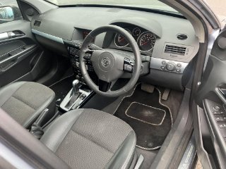 /photos/9676/3c478cdd-6094-497e-b6c9-bfd3a5f41d96_i320x240.jpg